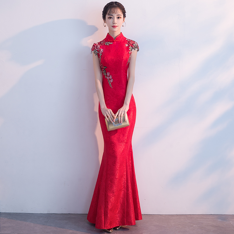 奧運(yùn)旗袍禮儀服裝長款紅色服裝