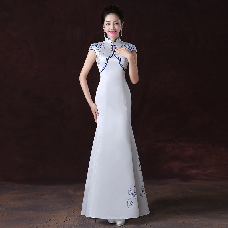 奧運(yùn)旗袍禮儀服裝長款青花瓷服裝